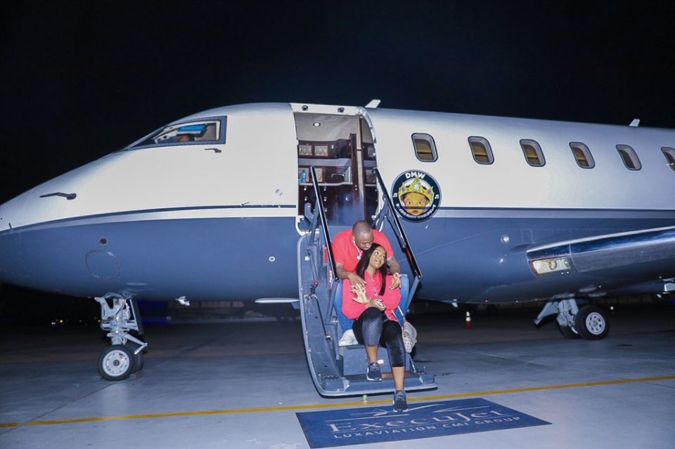 Davido and Chioma fly to Cotonou in his private jet