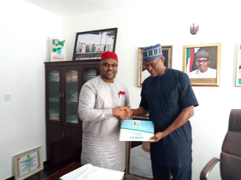 Victor Ochei submits APC nomination and Interest form