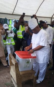 PDP Guber aspirant Ademola Adeleke cast his vote at his Ward