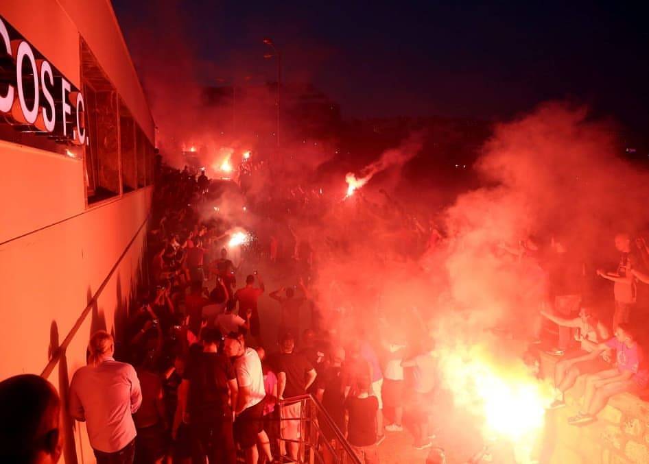 Mammoth crowd welcome Yaya Toure back to Olympiakos