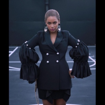 See photos, as Beyonce hows off some stunning collections