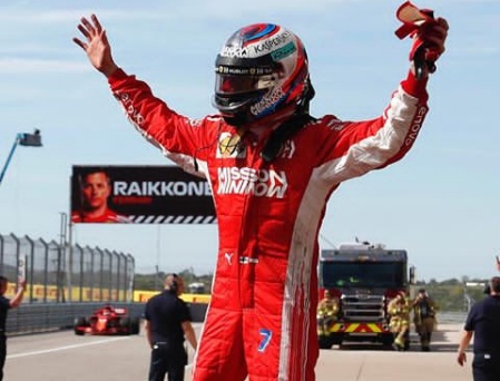PHOTO: Kimi Raikkonen wins USGP ahead of Hamilton
