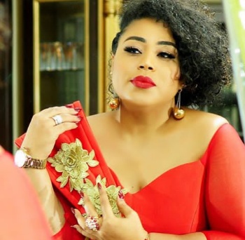 Ayiri Emami celebrates wife on her birthday with a lovely message