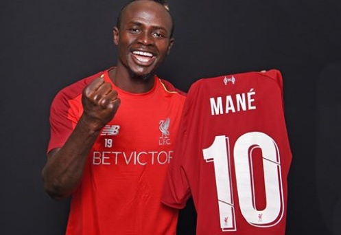 Sadio Mane signs long-term contract with Liverpool