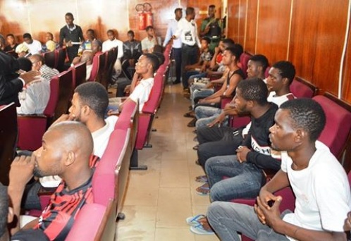 EFCC arrest 24 suspected online fraudsters in Ibadan