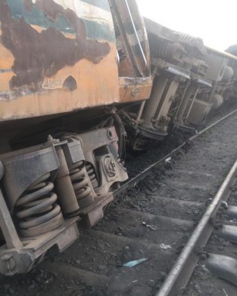 Lagos: 7 injured as train derails along Mangoro axis of Agege