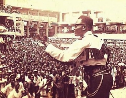 Charly Boy shares an epic photo of him selling out TBS back in 1982!