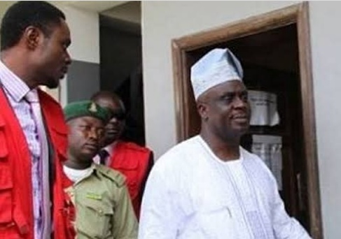 How ex-Air Chief Amosu Laundered N12bn NAF funds-witness