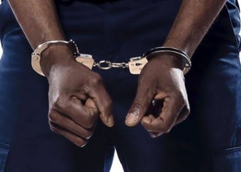 EFCC arrests one Azeez Afolayan impersonating Custom’s Boss