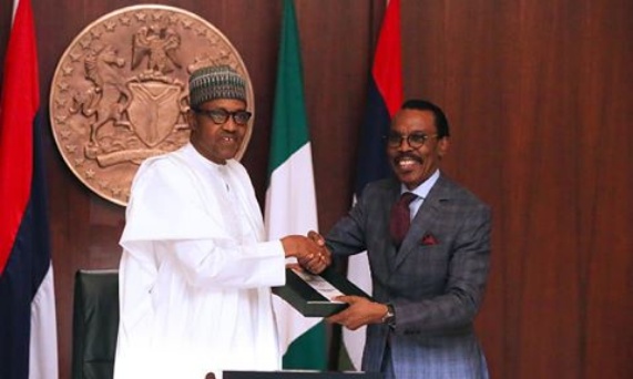 Breaking: Buhari signs N30,000 Minimum Wage bill