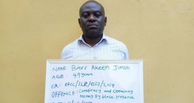 EFCC arrest one Barrister Akeem Jimoh over N7m Land Scam