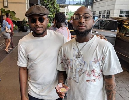 Davido hangs out with Ubi Franklin, Sinzu in Houston Texas