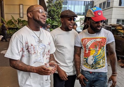 Davido hangs out with Ubi Franklin, Sinzu in Houston Texas