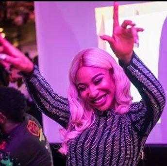 Tonto Dikeh buys two cows for her Muslim and Christian fans 