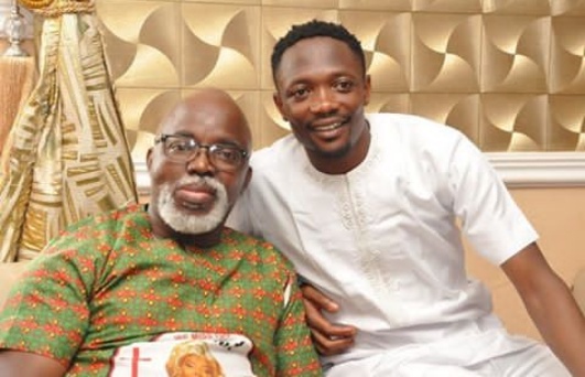 NFF President Amaju Pinnick attends Ahmed Musa's mother burial