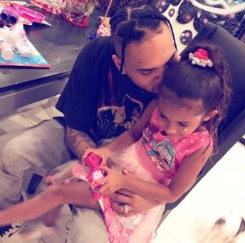 Chris Brown expecting a second child from his ex-girlfriend