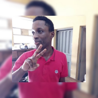 EFCC Arrests one suspected Internet Fraudster Darlington in Lagos