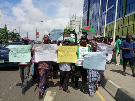 NPA pensioners protest 11 years of none increment