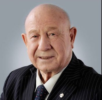 Alexei Leonov the first person to walk in space dies at 85