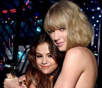 Selena Supports Her BFF,Taylor Calls Out Scott Borchetta And Braun