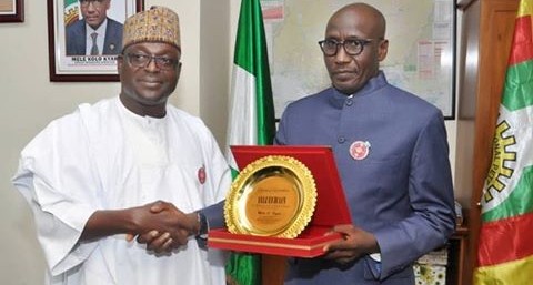 NNPC GMD Mallam Mele Kyari Bags Oil And Gas Excellence Award