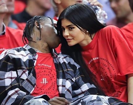 Kylie Jenner Back On With Baby Daddy, Travis Scott