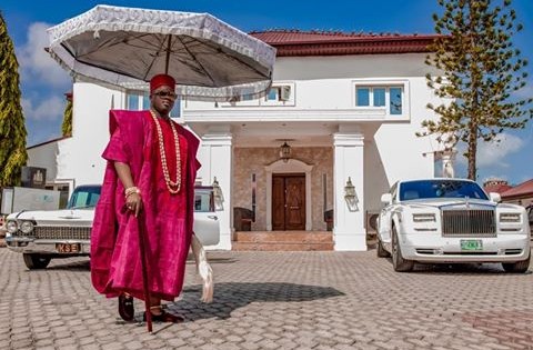 Oba Ademola Elegushi Shows Off Front View Of His Palace