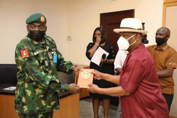 Chief Of Army Staff Visits Gov. Wike Of Rivers State