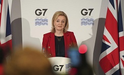 G-7 Warns Russia Of Severe Consequences Over Ukraine
