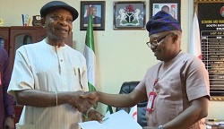 Chief Arthur Eze Receives 11 Recovered Houses By EFCC