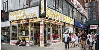 Nicholas Gray: New York Hot Dog King ‘Gray’s Papaya’ Dies At 86