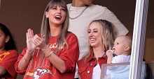 Singer Taylor Swift Cheers On Travis Kelce At Chiefs Game