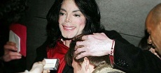 Michael Jackson's Production Co. To Block Wade And James From Getting Genitalia Pics