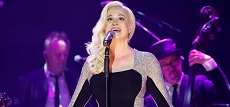 Kellie Pickler Performs For The First Time Since Husband's Tragic 2023 Death