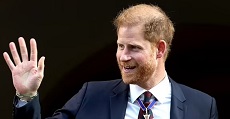 Prince Harry Gets Support from Princess Diana's Siblings At His Invictus Anniversary Event