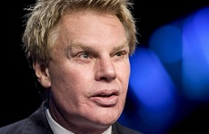 Mike Jeffries: Former Abercrombie & Fitch CEO Arrested On Sex Trafficking Charges: Reports