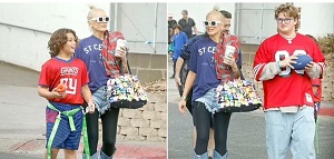 Gwen Stefani Spotted Out With Sons Apollo And Zuma In LA