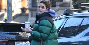 Katie Holmes' Daughter Suri Cruise Seen Out Enjoying Christmas Break From College