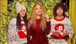 Mariah Carey Shares Christmas Photo With Her Kids
