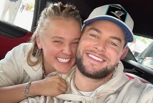 JoJo Siwa Discusses Baby Names With Boyfriend Chris Hughes